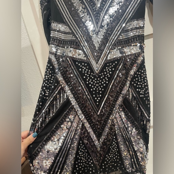 Sequin express dress - Picture 2 of 8